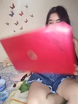 MiiaHott_W – live chatrum