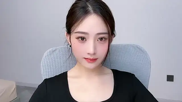 _222Mia: онлайн-чат