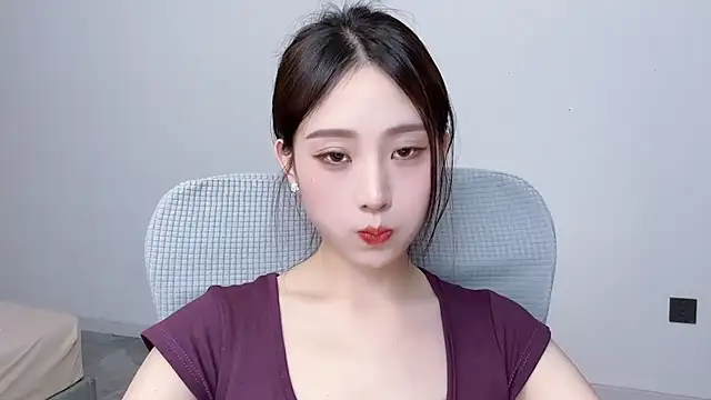 _222Mia – live chatrum