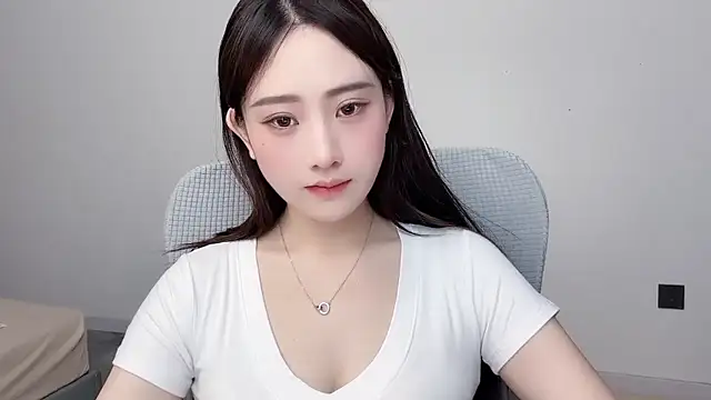 _222Mia Adlı Modelin Canlı Sohbet Odası