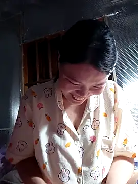 ห้องแชทสดของ -Trici-