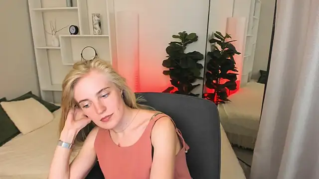 IrmaRonn Cameră chat live
