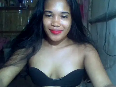 BigAssPinay19 Adlı Modelin Canlı Sohbet Odası