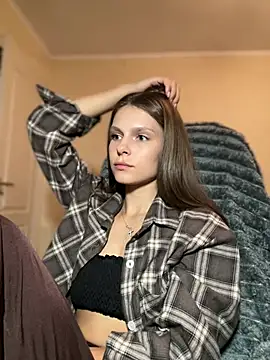 Živá chatovací místnost EllyVibess