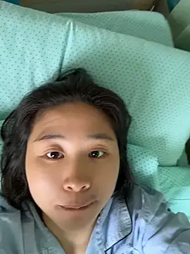 Chat soba uživo modela Iridessa-