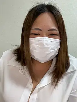 miiiio310のライブチャットルーム