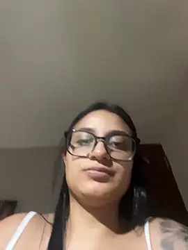 pamela_morena Adlı Modelin Canlı Sohbet Odası