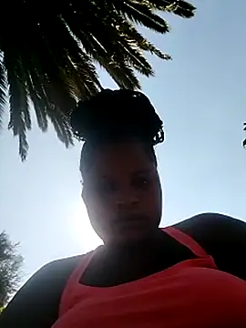 Živá chatovací místnost JuicyHoney_01