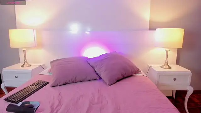 la_Marellee Adlı Modelin Canlı Sohbet Odası