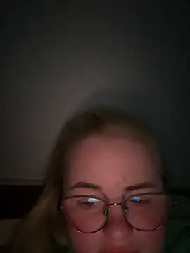 Jenifer_mis' Live Chat Room