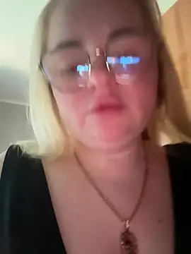 חדר צ'אט בשידור חי של Jenifer_mis