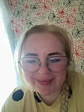 Jenifer_mis Adlı Modelin Canlı Sohbet Odası