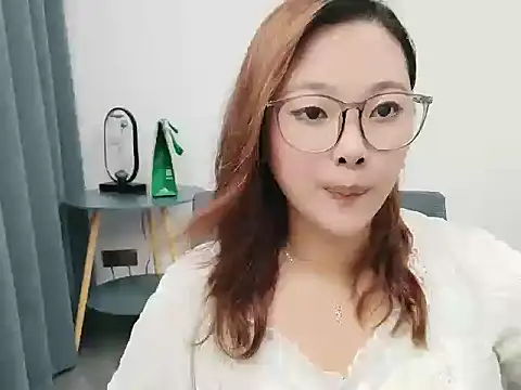 Anya666_8 现场聊天室