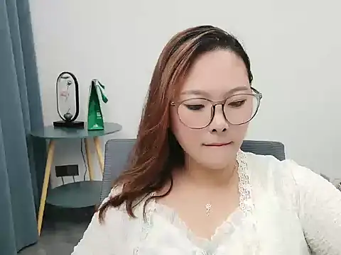 Chat soba uživo modela Anya666_8