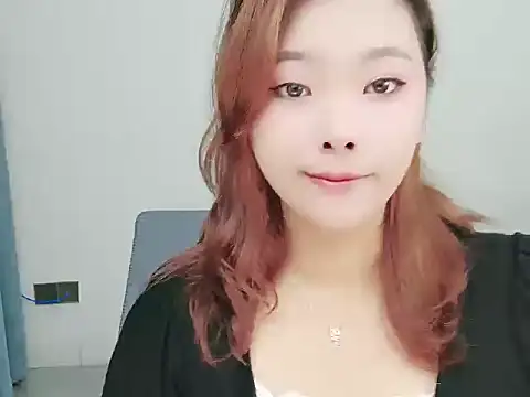 Anya666_8 Adlı Modelin Canlı Sohbet Odası