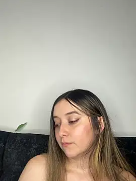 Sarisloves – live chatrum