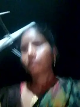 CHANDNi_700 Cameră chat live