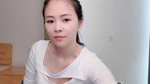 wanttg_8's Live Chat Room