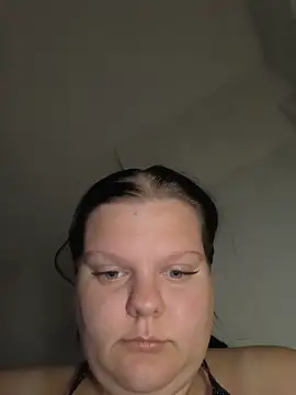Živá chatovací místnost BadMommyyyyy