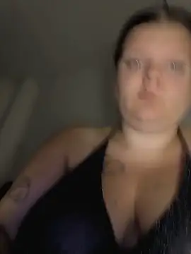 Živá chatovací místnost BadMommyyyyy