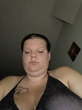 BadMommyyyyy – live chatrum