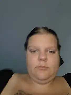 BadMommyyyyyn Live chat-huone
