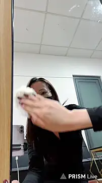 Sala de chat en directo de Nami__