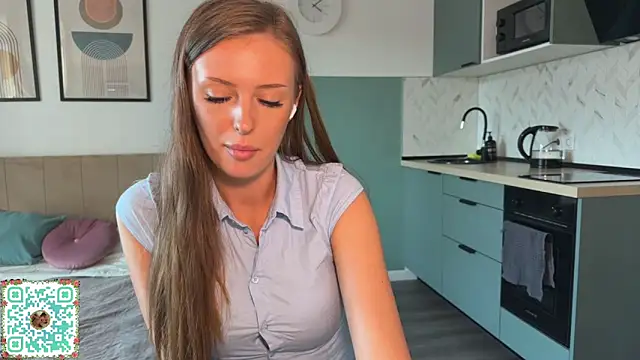 MonaBlisss Live Chatraum