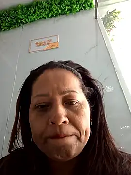 katialatimaecha Live Chatraum