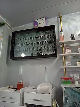 Živá chatovací místnost katialatimaecha