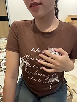 دردشة Linh_smile_ الجنسية المباشرة