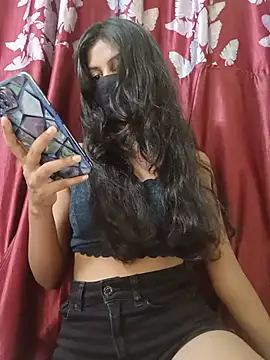 חדר צ'אט בשידור חי של 12th_miru