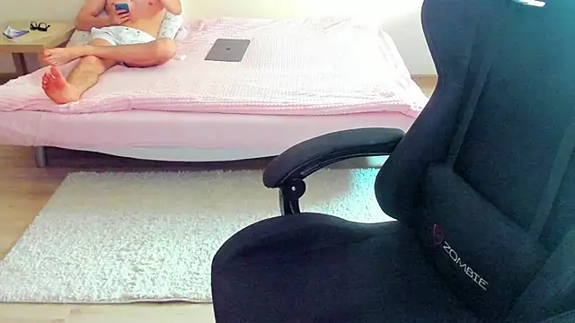 fasamikaaa élő chatszobája
