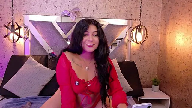 Chat soba uživo modela ariana_foxx_