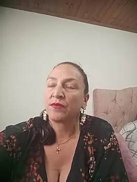 dangerous_milf Live Chatraum