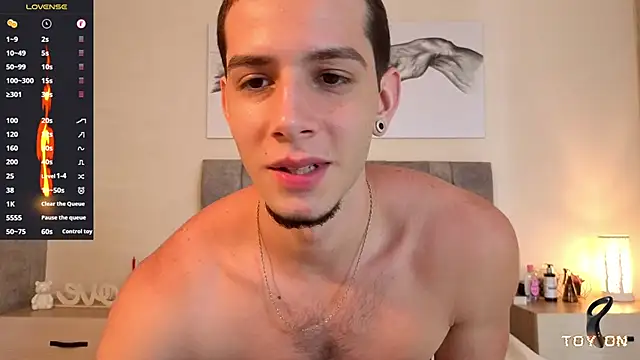 عرض كام isaacblaze_