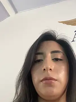 غرفة دردشة Tabatha_11 المباشرة