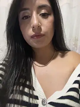 Tabatha_11's Live Chat Room