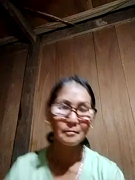 Magy-006 Live Chatraum