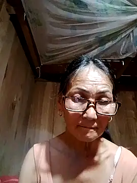 ห้องแชทสดของ Magy-006