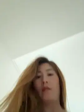 Chatroom en direct de okgirl_23