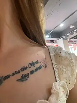 Chat ao vivo de okgirl_23