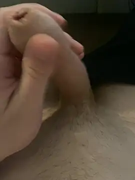 guywithbeautifuldick's Live Sex Cam Show