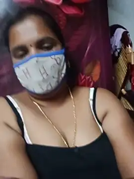 Tamil-shivani95 Adlı Modelin Canlı Sohbet Odası