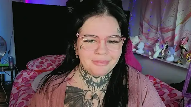 Show de cámara de sexo en directo de BigBootyHolly