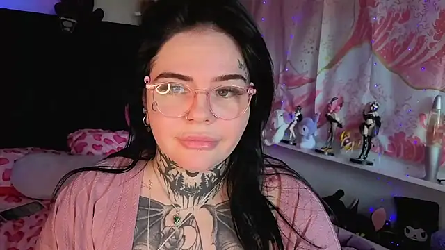 BigBootyHolly Live Chatraum