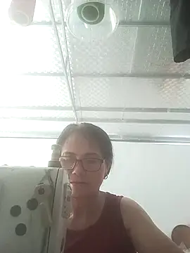 Vieekee Adlı Modelin Canlı Sohbet Odası