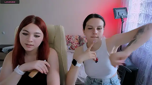 Онлайн чат Adelina_xxx