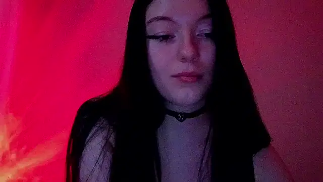Naomi_Lanee чат на живо