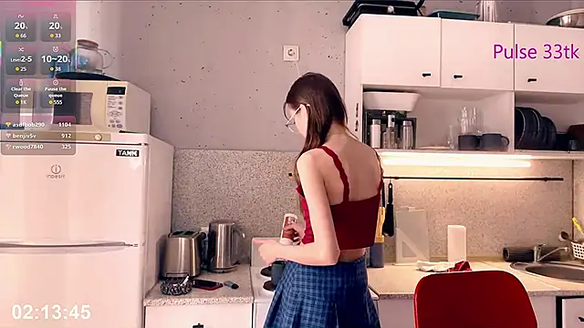 Phòng Chat Trực Tiếp 1ivvi1